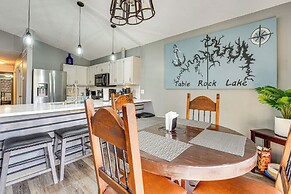 Table Rock Lake Home w/ Lake Access & Views