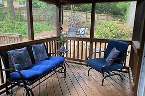 Modern Home w/ Yard + Deck, 1 Mi to Clemson U!