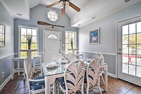 Murrells Inlet Upstairs Unit: 1 Block to Beach!