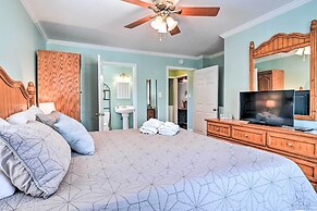 Murrells Inlet Upstairs Unit: 1 Block to Beach!