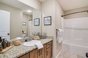 Ozark Home: Pool Access, Deck & Fenced Yard