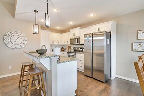Ozark Home: Pool Access, Deck & Fenced Yard