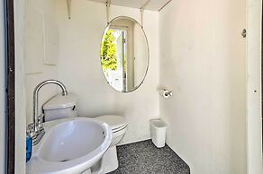 1 Mi to Beach + Hot Tub: Murrells Inlet Retreat!