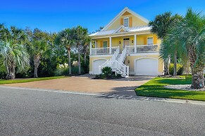 1 Mi to Beach + Hot Tub: Murrells Inlet Retreat!