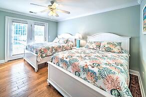 1 Mi to Beach + Hot Tub: Murrells Inlet Retreat!