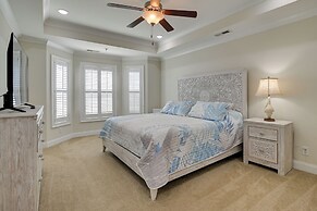 Murrells Inlet Golf Resort Condo: 1 Mile to Beach!