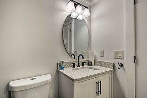 Keowee Key Condo w/ Lake & Amenities Access!