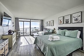 Newly Renovated Oceanfront Studio w/ Beach Access