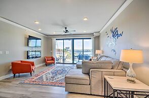 Lake-view Patio + Pool Access: Osage Beach Condo