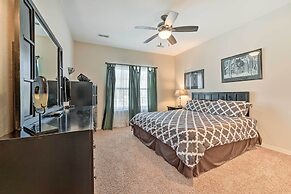 Spacious Branson Condo on Table Rock Lake!