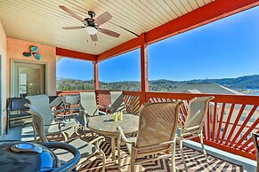 Spacious Branson Condo on Table Rock Lake!