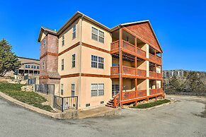 Spacious Branson Condo on Table Rock Lake!
