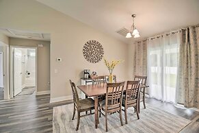 3 Mi to Golf: Loris Home w/ Big Private Yard!