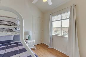 Lakefront Haven w/ Balcony in Osage Beach!