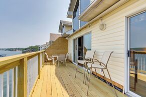 Lakefront Haven w/ Balcony in Osage Beach!