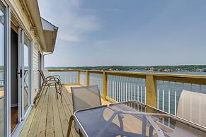 Lakefront Haven w/ Balcony in Osage Beach!