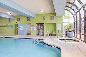 Myrtle Beach Condo w/ 2 Pools & Stunning Views!