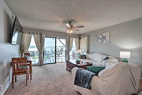 Pool Access & Lake Views: Osage Beach Condo!
