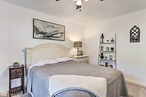 Parkview Bay Condo: Resort Pools & Lake View!