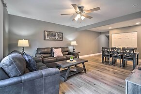 Pet-friendly Abode, Walk to Table Rock Lake!