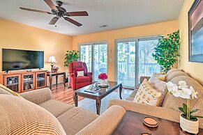 Quaint Myrtle Beach Condo w/ Pool Access!