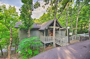 2 Decks & Pool Access: Osage Beach Retreat