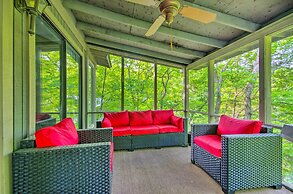 2 Decks & Pool Access: Osage Beach Retreat