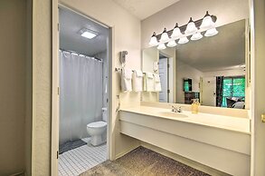 2 Decks & Pool Access: Osage Beach Retreat