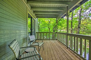 2 Decks & Pool Access: Osage Beach Retreat