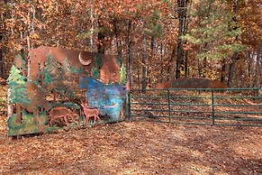 Private Getaway on 270 Acres w/ Lake: Swim & Canoe
