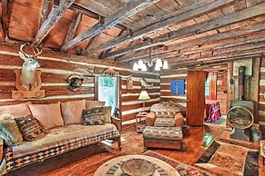 Private Getaway on 270 Acres w/ Lake: Swim & Canoe