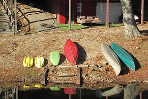 Private Getaway on 270 Acres w/ Lake: Swim & Canoe