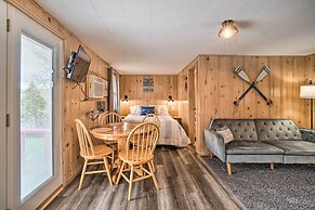 Quaint Table Rock Lake Hideout w/ Pool Access