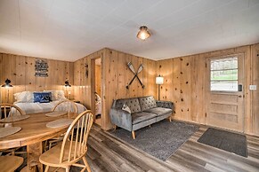 Quaint Table Rock Lake Hideout w/ Pool Access