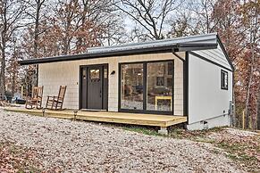 Cottage w/ Grill & Fire Pit in Osage Beach!