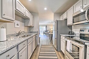 Branson Condo w/ Balcony: Near Silver Dollar City