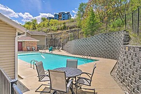 Branson Condo w/ Balcony: Near Silver Dollar City