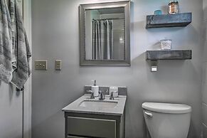 Quiet Country Home in Ava With Chic Interior!