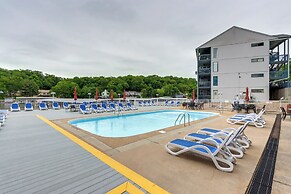 Condo w/ Community Pool & Boat Ramp in Osage Beach