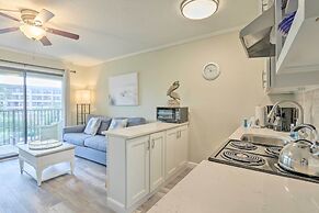 Resort Condo: Pools, Gym, Bar & Beach Access!