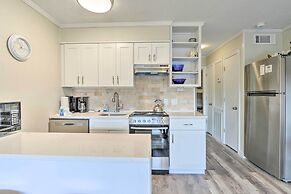 Resort Condo: Pools, Gym, Bar & Beach Access!