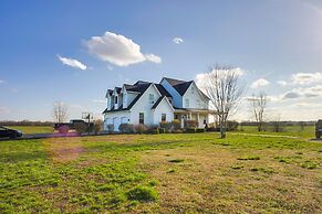 Rustic Missouri Vacation Rental w/ Hill Views!