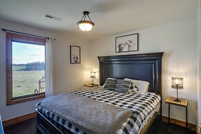 Rustic Missouri Vacation Rental w/ Hill Views!
