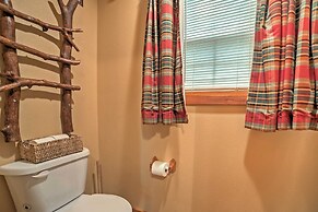 Cozy Branson Cabin Near Table Rock Lake!