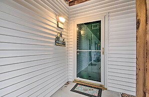 Spacious Lakefront Condo w/ Views in Camdenton!