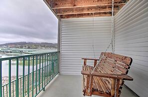 Spacious Lakefront Condo w/ Views in Camdenton!