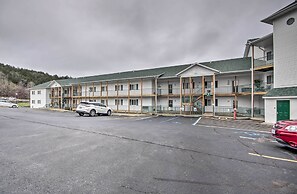 Spacious Lakefront Condo w/ Views in Camdenton!