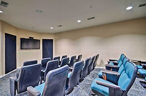 Branson Resort Condo w/ Scenic Patio & Pool Access