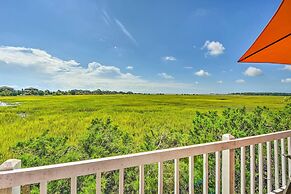 St Helena Island Retreat w/ Deck: Walk to Beach