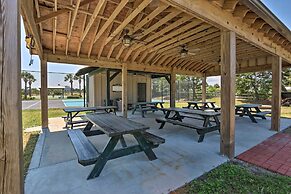 St Helena Island Retreat w/ Deck: Walk to Beach